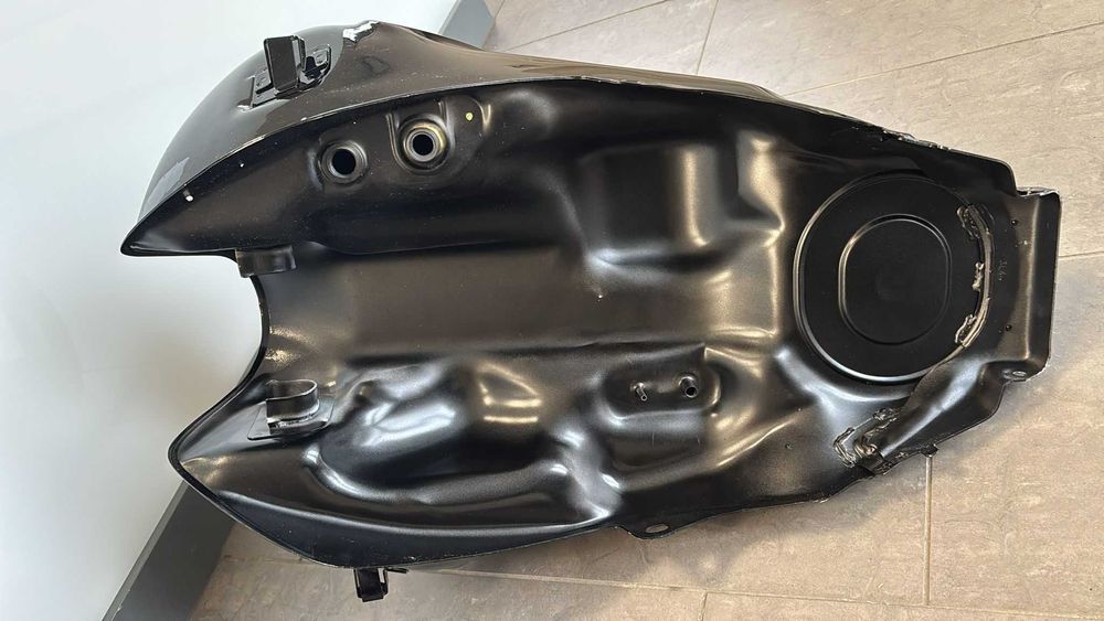 Zbiornik Paliwa Bak Honda CBF 600. 2004-07 [2179] ŁADNY