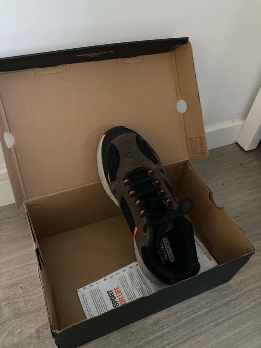 Skechers - Tam 41 - Memory Foam - NOVOS