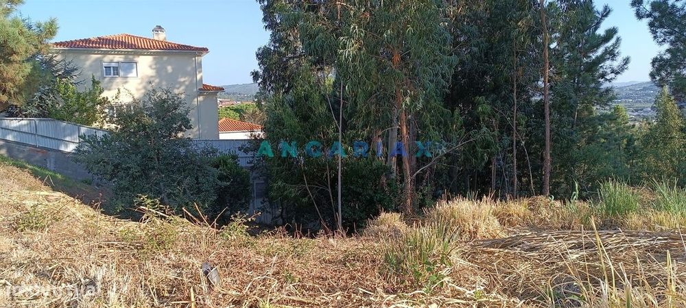 ANG1192 - Terreno com 416m2 para Venda em Leiria