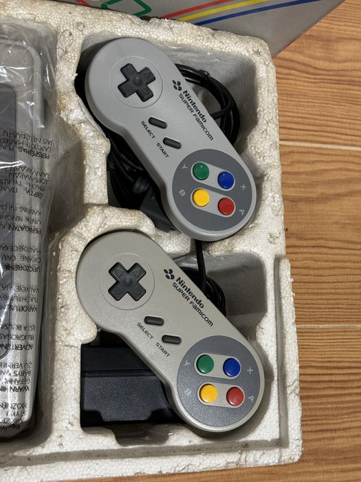 Consola Nintendo Super Famicom