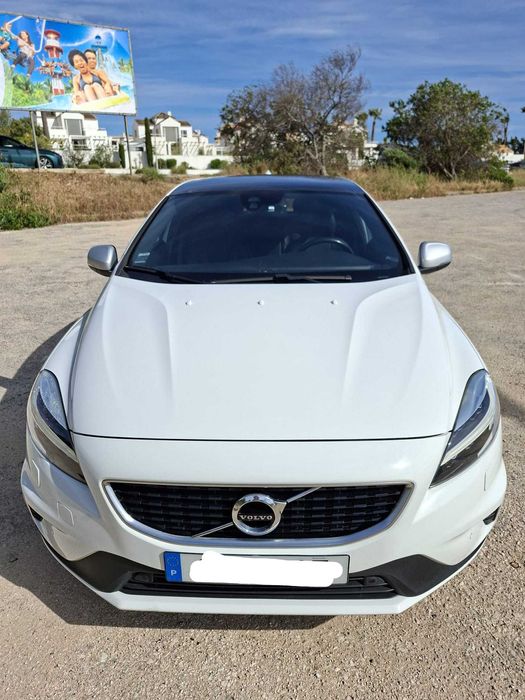 Volvo V40 R-Design 2016 – Full Extras - 117.279 km