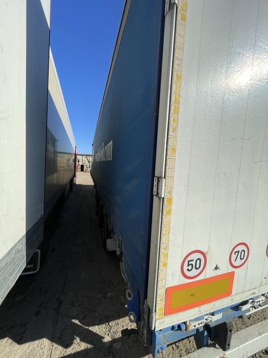 Напівпричіп тентований Fruehauf TX 34CS