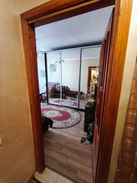 Продаж 2-к. квартири з ремонтом 35.5/29.5/6м² м.Винники 46999$