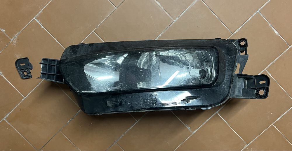 Farol dianteiro esquerdo Citroen C4 Picasso 2013