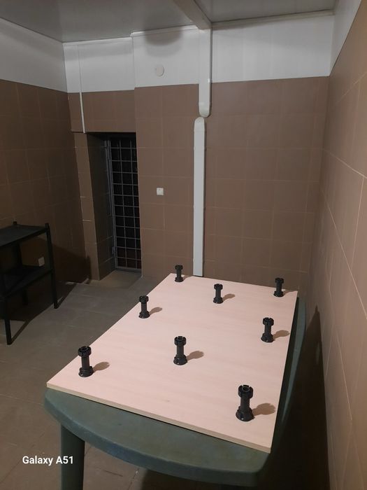 Здається фасадне приміщення по вулиці Київській 1 поверх