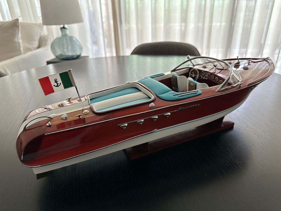 Maquete Modelo Riva Aquarama (tamanho 26")