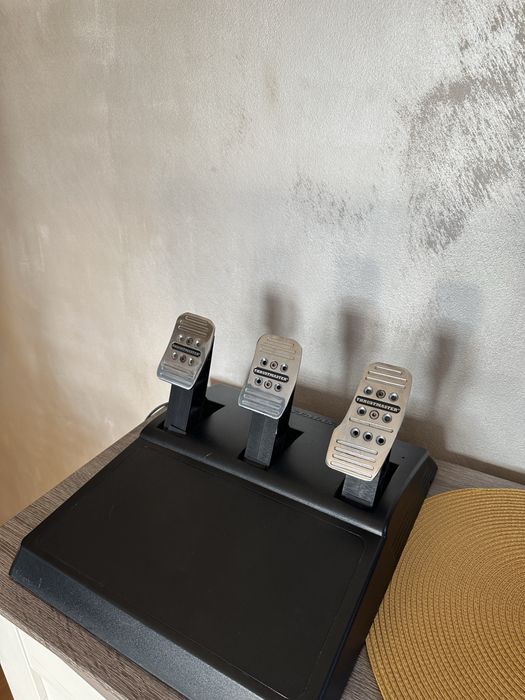 Thrustmaster t300 t3pa