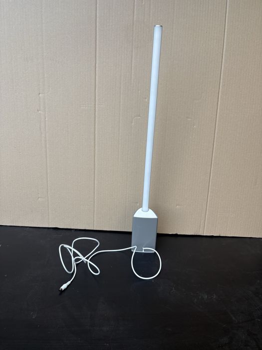 Lampa stolowa philips hue signe