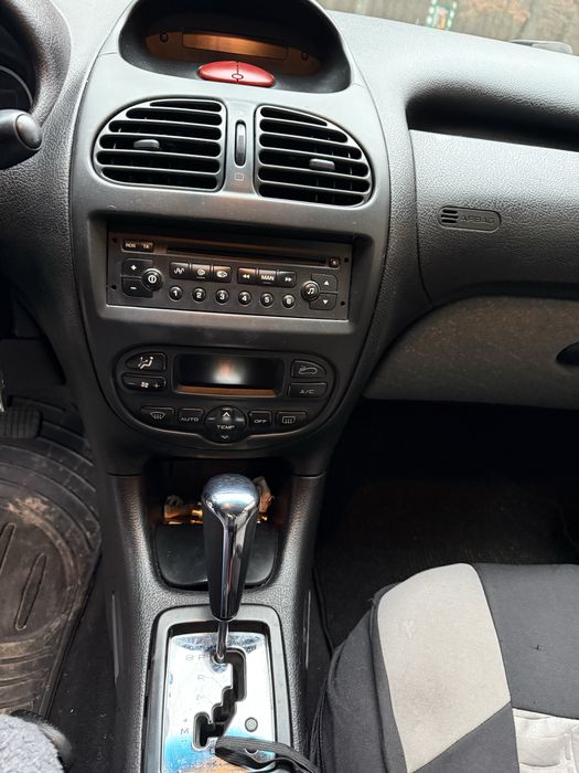 PEUGEOT 206 AVTOMAT 2007р 1.6 бензин