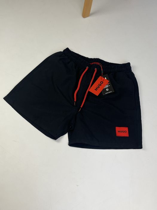 Шорти hugo boss чорні