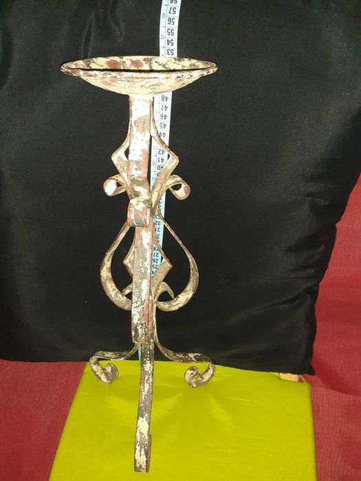 Castiçal para uma vela