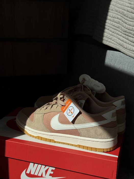 Sneakersy zamszowe Nike Dunk Low, unisex, r. 40