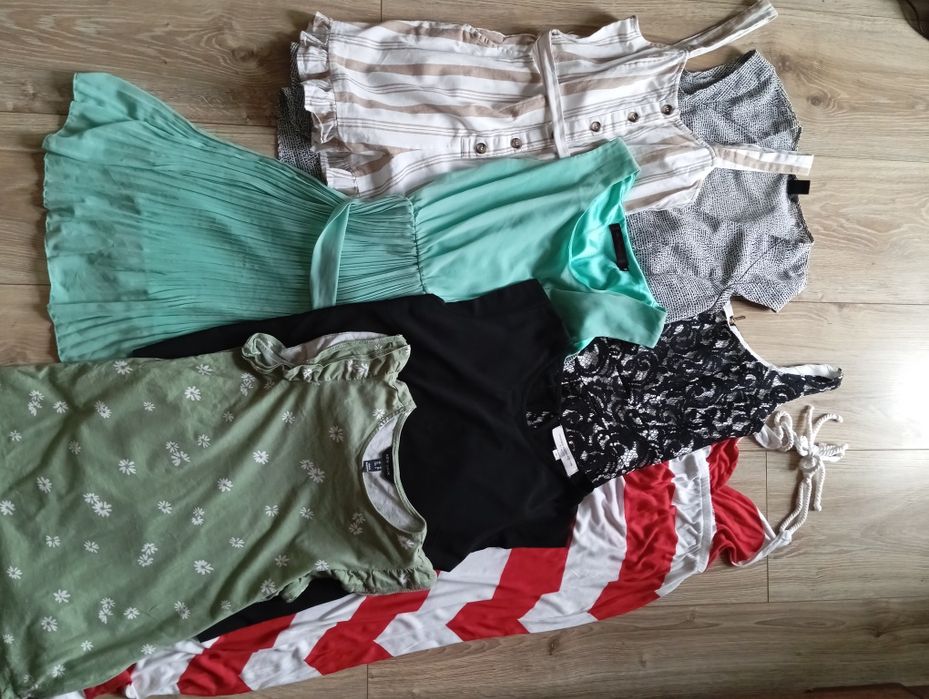 Ubrania damskie (7 sztuk)