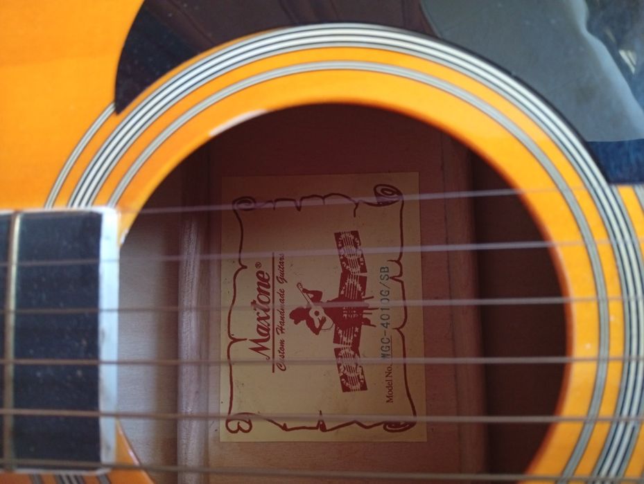 Продам    гитару