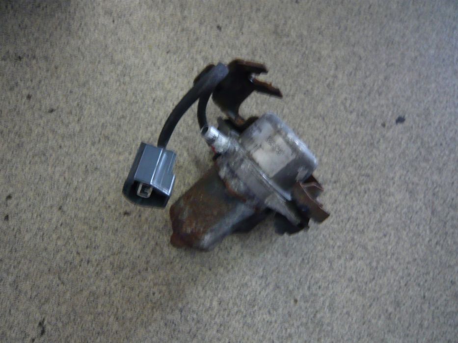 pompa vacum 6g9n-2a451-ba ford s-max