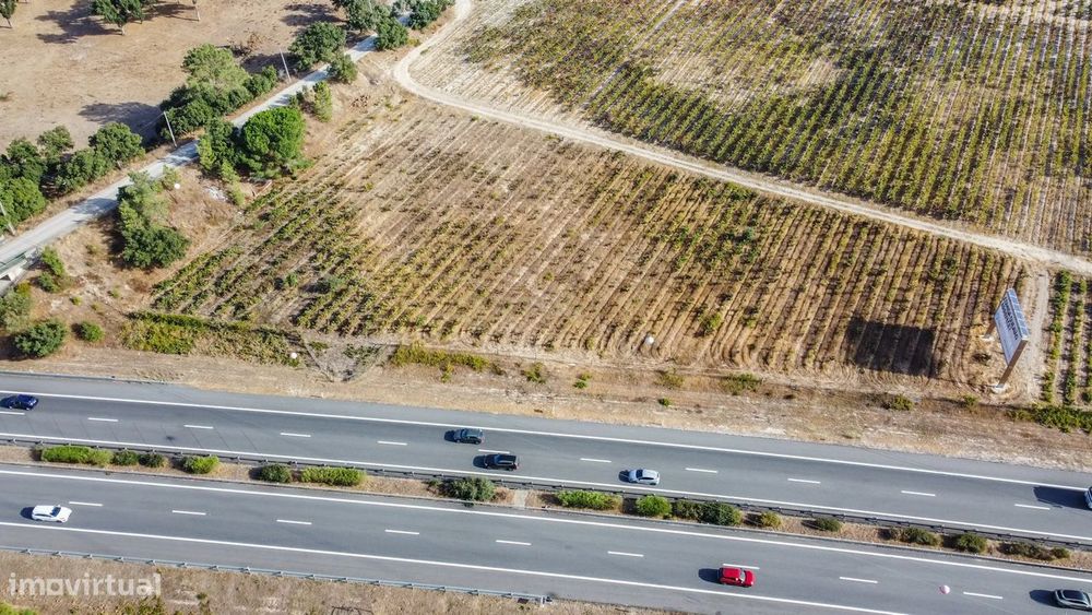 Terreno Rústico com PIP Favorável para Construção de Moradia – Cajados