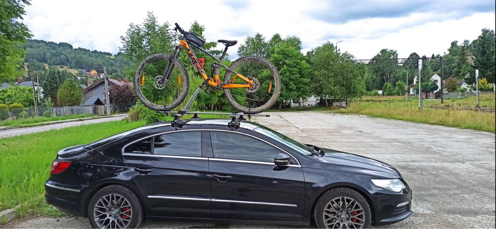 Bagaznik Thule WingBar + stopy Thule Rapid System 754