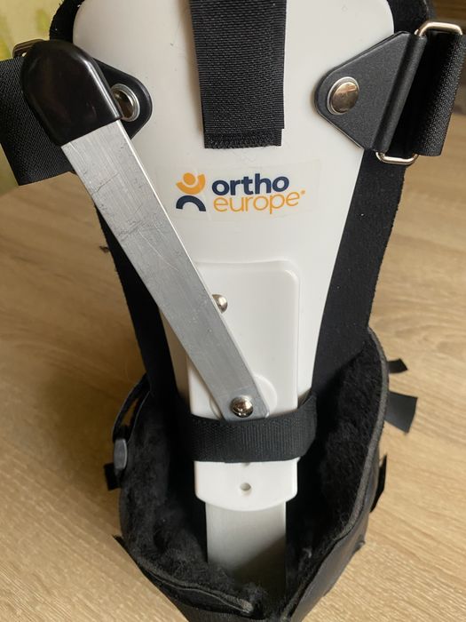 Деротаційний ортез для гомілкового суглоба