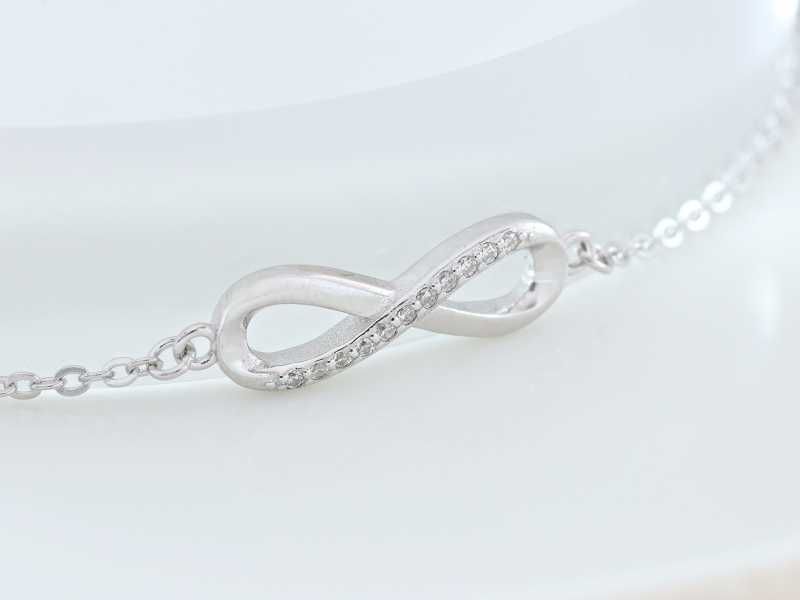 Bransoletka srebrna łańcuszkowa z nieskończonością Rodowana