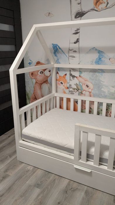 Łóżko dziecięce biały domek, lite drewno!! 90cmx160cm, materac Tencel