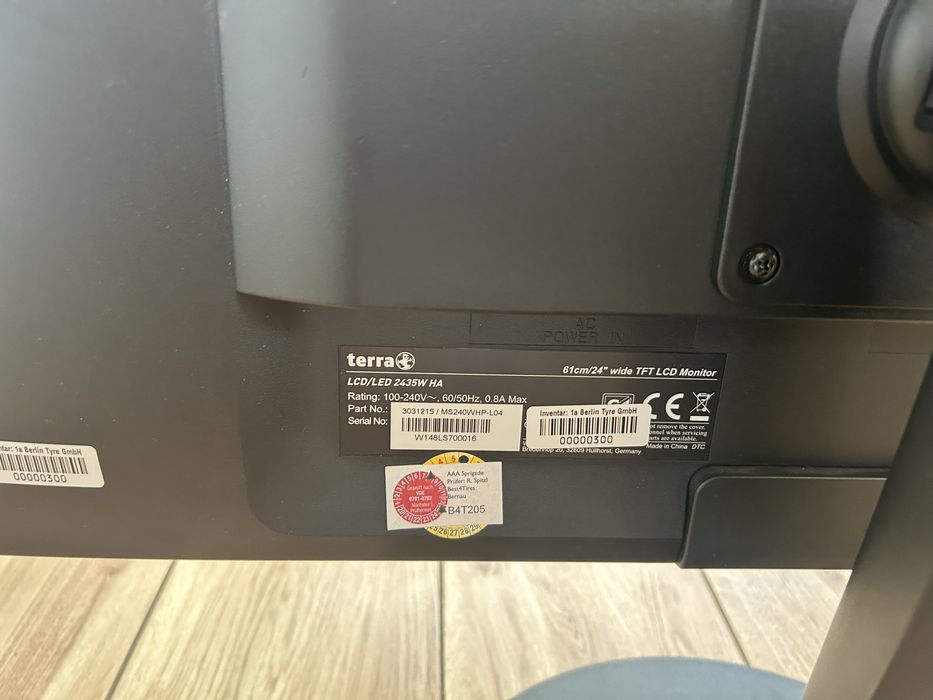 Monitor koputera terra roz 61