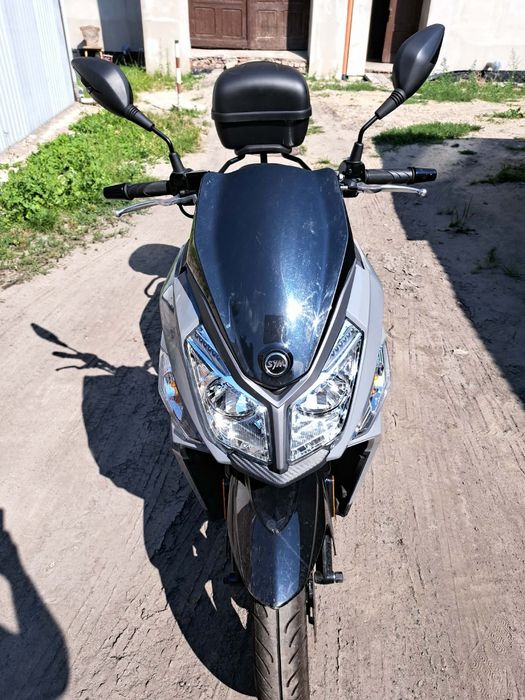 Sym