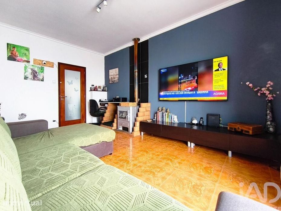 Apartamento T3 em Darque de 77,5 m2