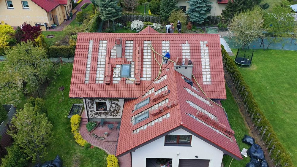Naprawa dachu po KUNIE WARSZAWA - Naprawa dachu PO KUNACH, ocieplenia CELULOZĄ
