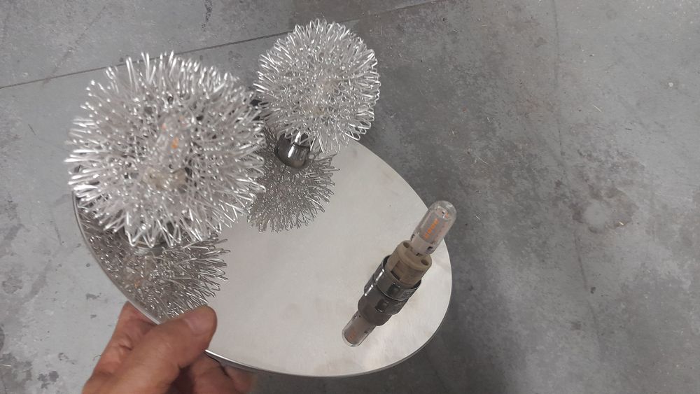 Candeeiro de tecto em inox com LED