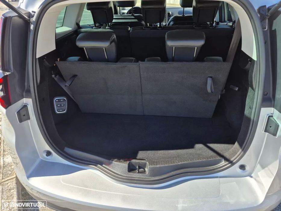 renault grand scénic 7 lugares , ano 2018 , caixa automatica, sensor . Gps .AC