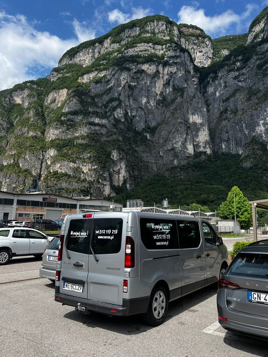 taren.pl wypożyczalnia busów Dobrzany Trafic Long 9 osobowy