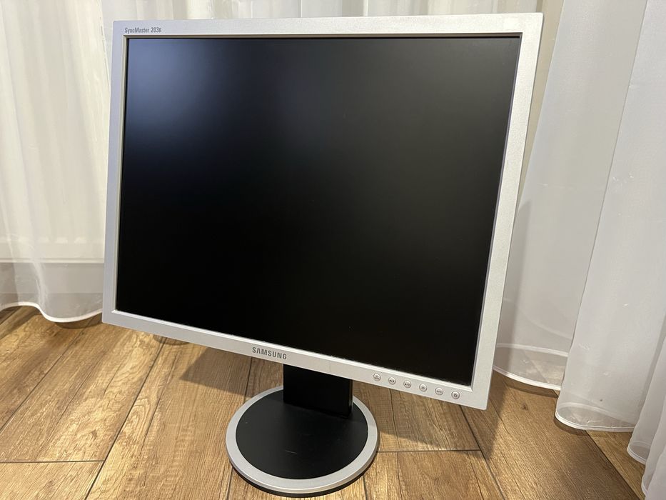 Monitor Samsung SyncMaster 203B – 20”, sprawny, klasyczny model