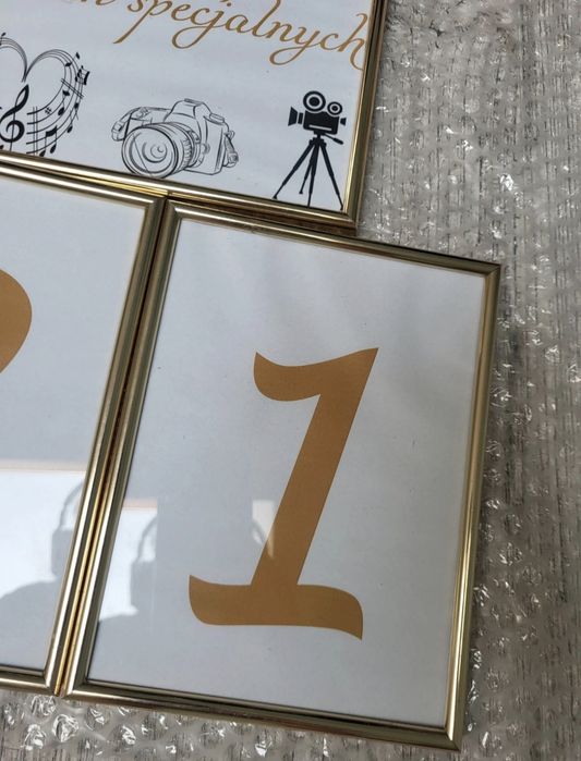Numery stołów na wesele
