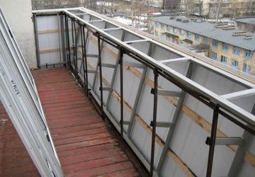 Зварювання та реставрація балконів