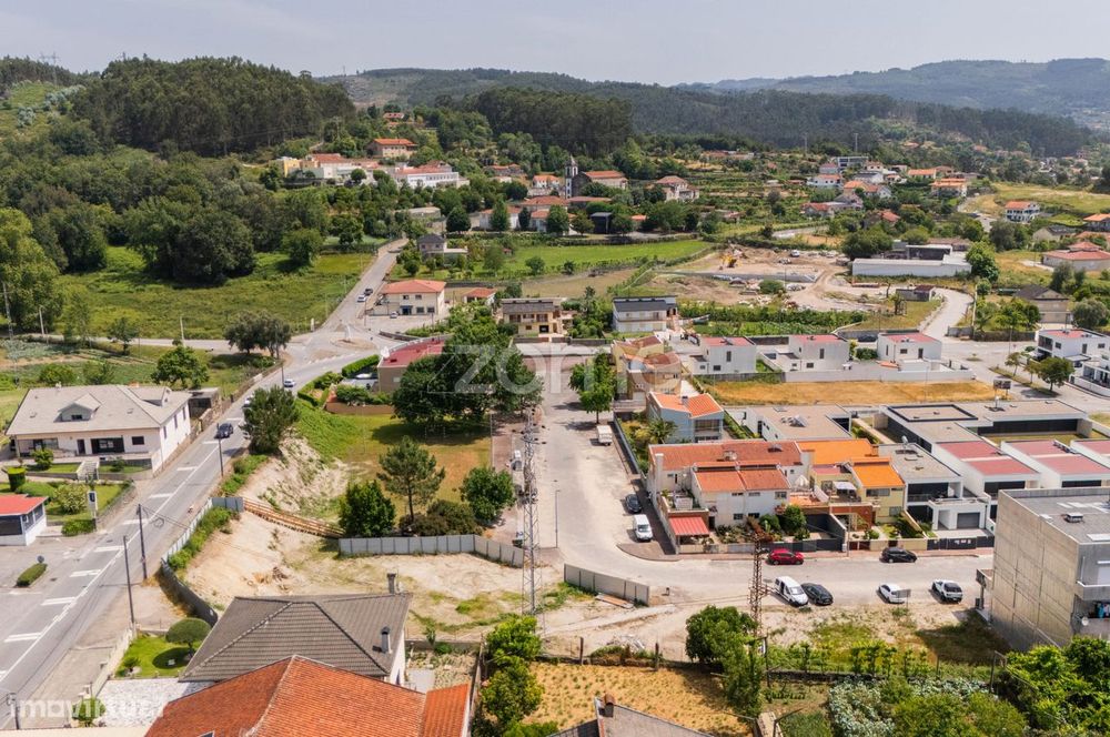 Apartamento T3 Novo em Fonte Arcada, Póvoa de Lanhoso