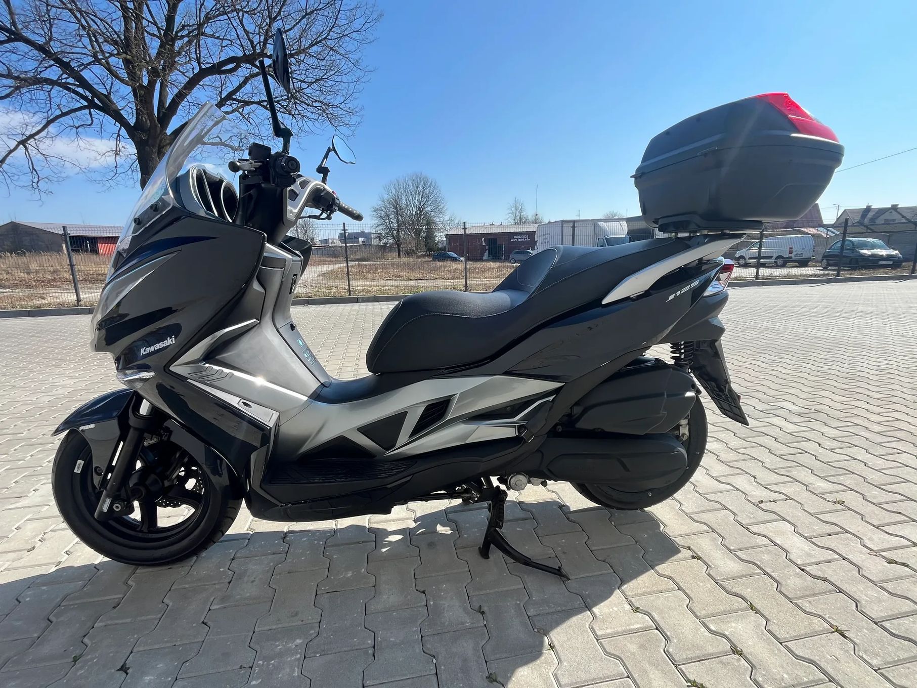 skuter kawasaki j125 w Twojej okolicy? Sprawdź kategorię