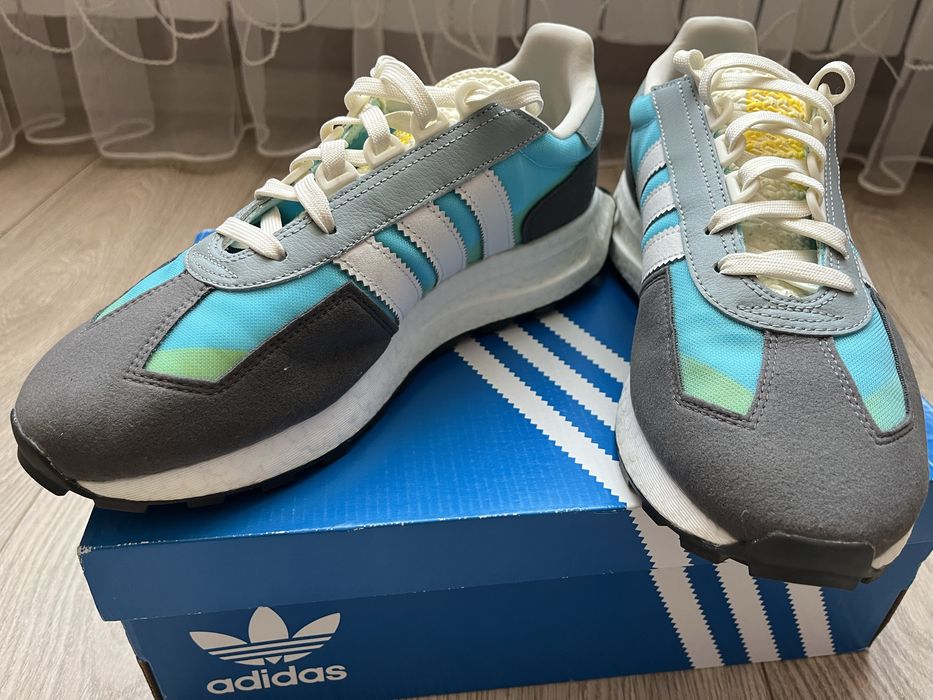 Кросівки чоловічі Adidas Retropy E5