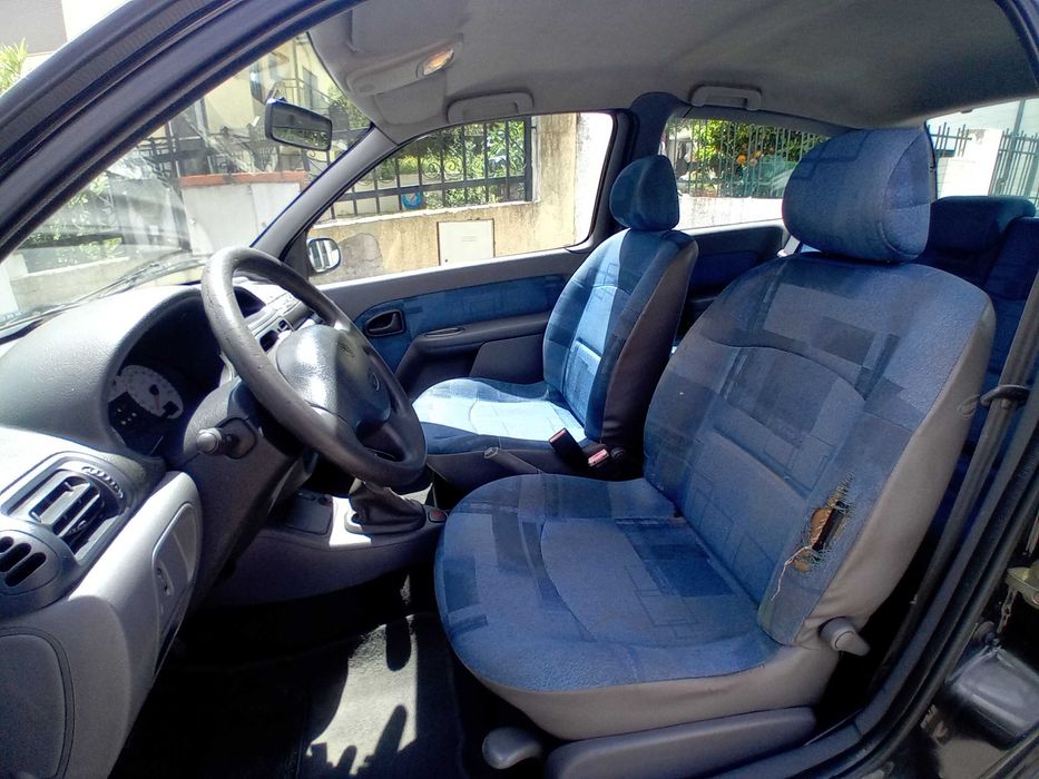 Renault Clio 1.2 Gasolina • 170 mil km • Bom Estado