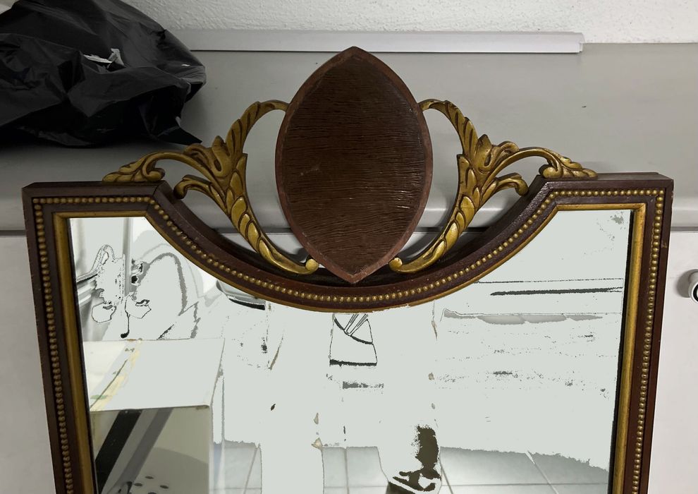 Decorative Mirror with Golden Frame511684526138337281
