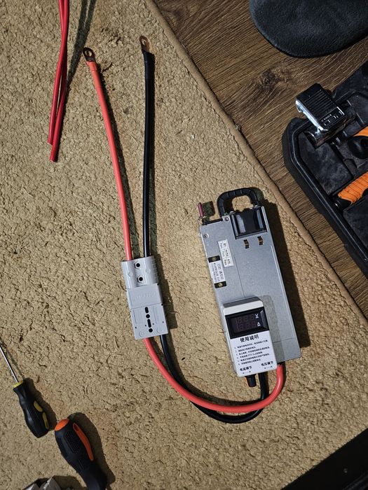 Зарядка 100А  для lifepo4 в наличии.