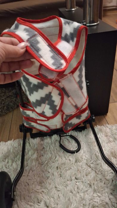 Wozek inwalidzki dla kota