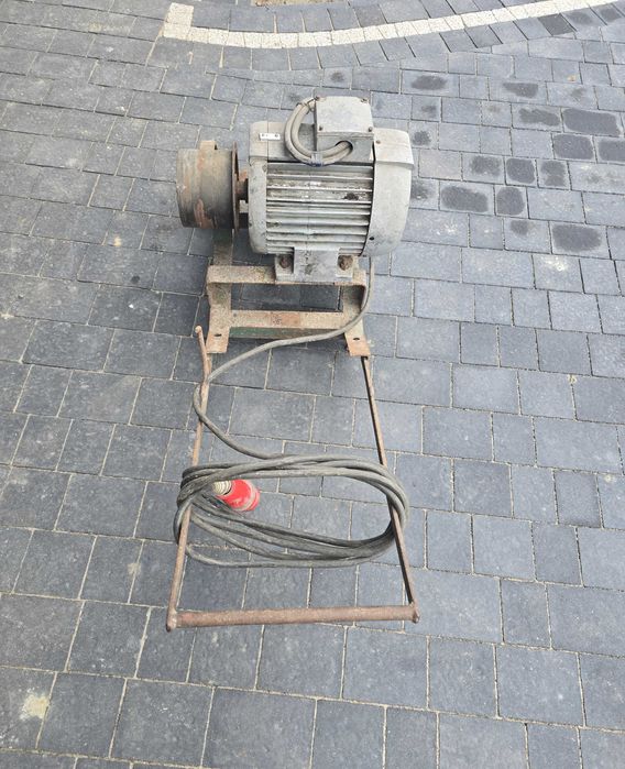 Silnik do krajzegi, silnik na wózku