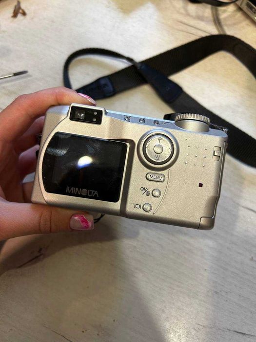 фотоапарат мильниця Minolta DiMAGE S304