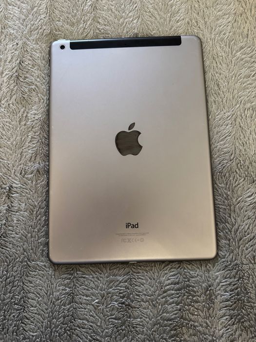 iPad Air -64 Gb.