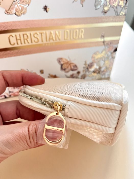 косметичка жіноча від Dior
