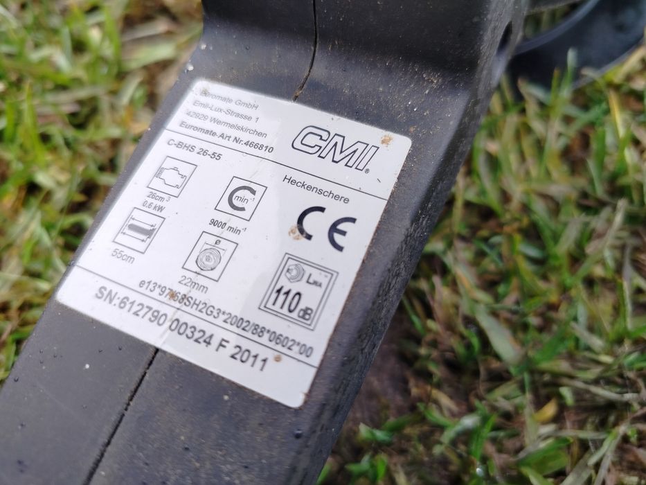 Nożyce spalinowe CMI do żywopłotu