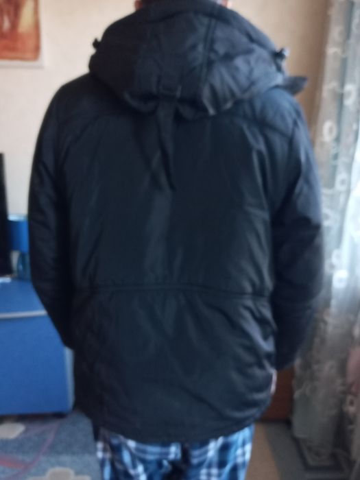 Продам куртка 250 грн