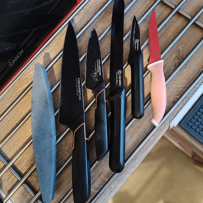 Zestaw 5 noży 2szt. Fiskars Edge