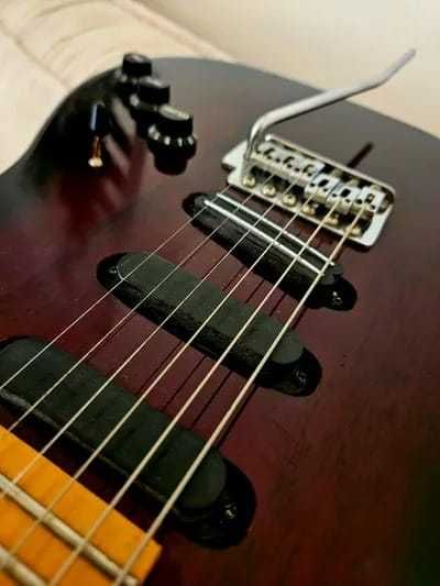 Guitarra Vantage (1996)