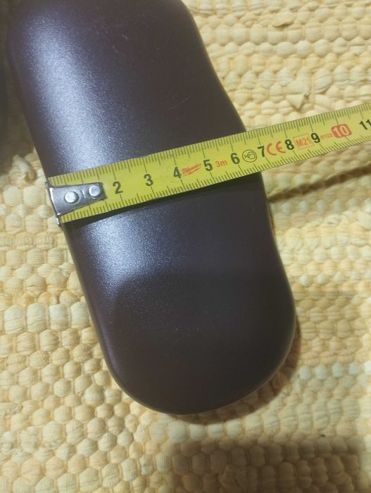 Dwa etui na okulary fielmann